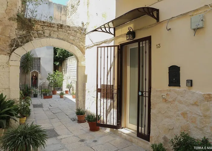 Corte Degli Alberolungo Bed & Breakfast Bari