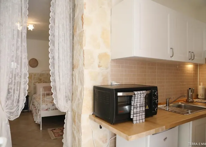 Corte Degli Alberolungo Bed and Breakfast Μπάρι